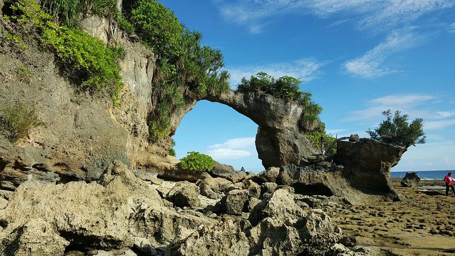 Natural bridge